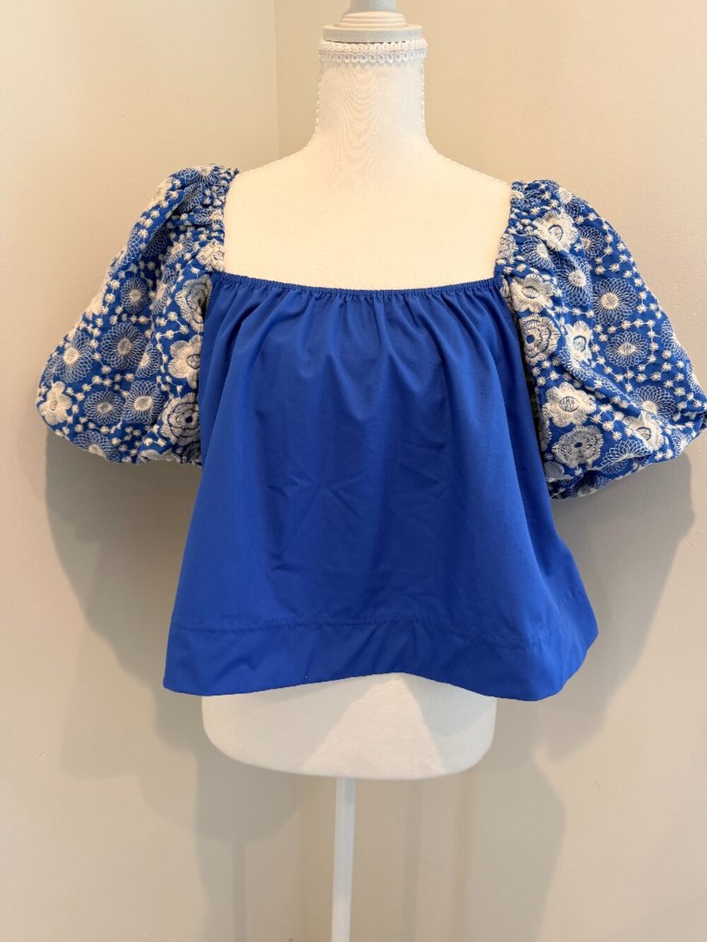 Aureum Solid Blue Poplin Bodice Top With Squared Neckline and Puffed Sleeves S